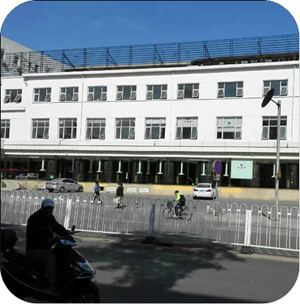 22.png 6、坡屋面鋼結構進行現場拼裝焊接,現場除銹及防腐處理